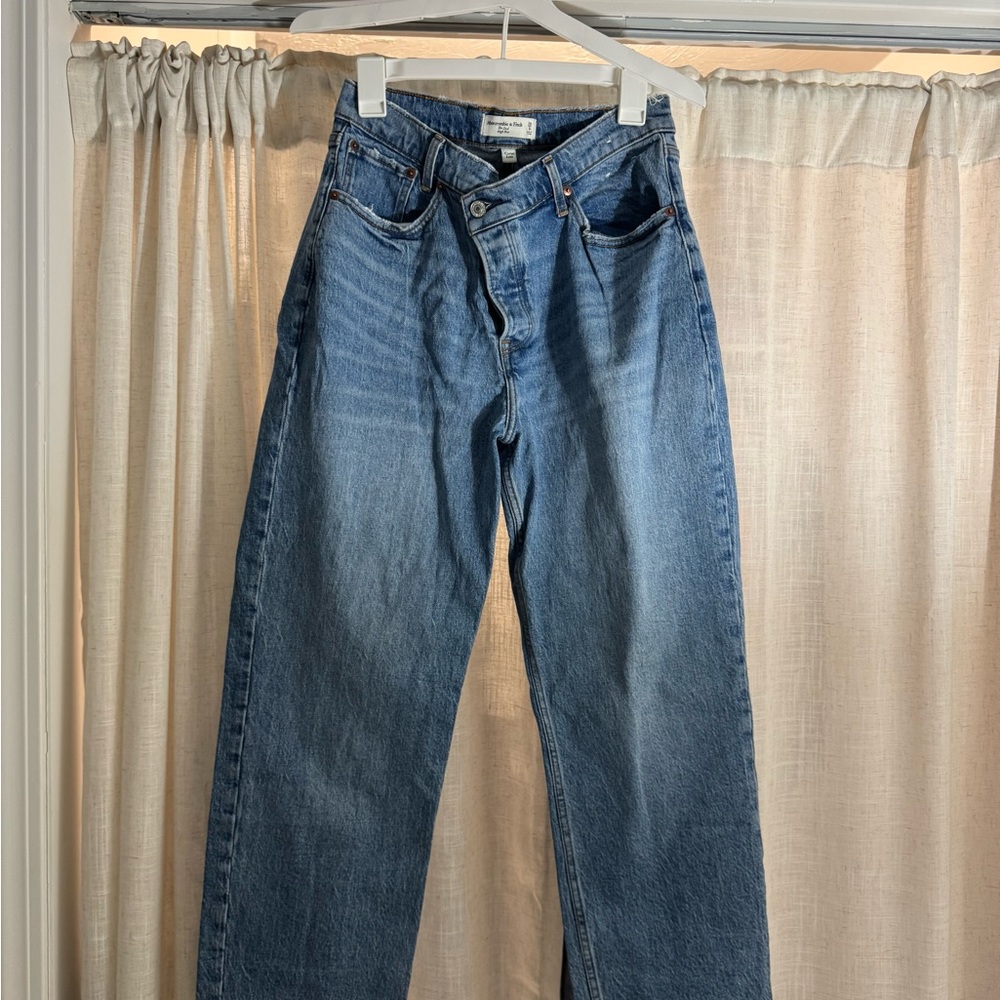 Abercrombie Curve Love Dad Jeans